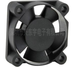 為（wéi）啥散熱風扇不"跳舞"啦